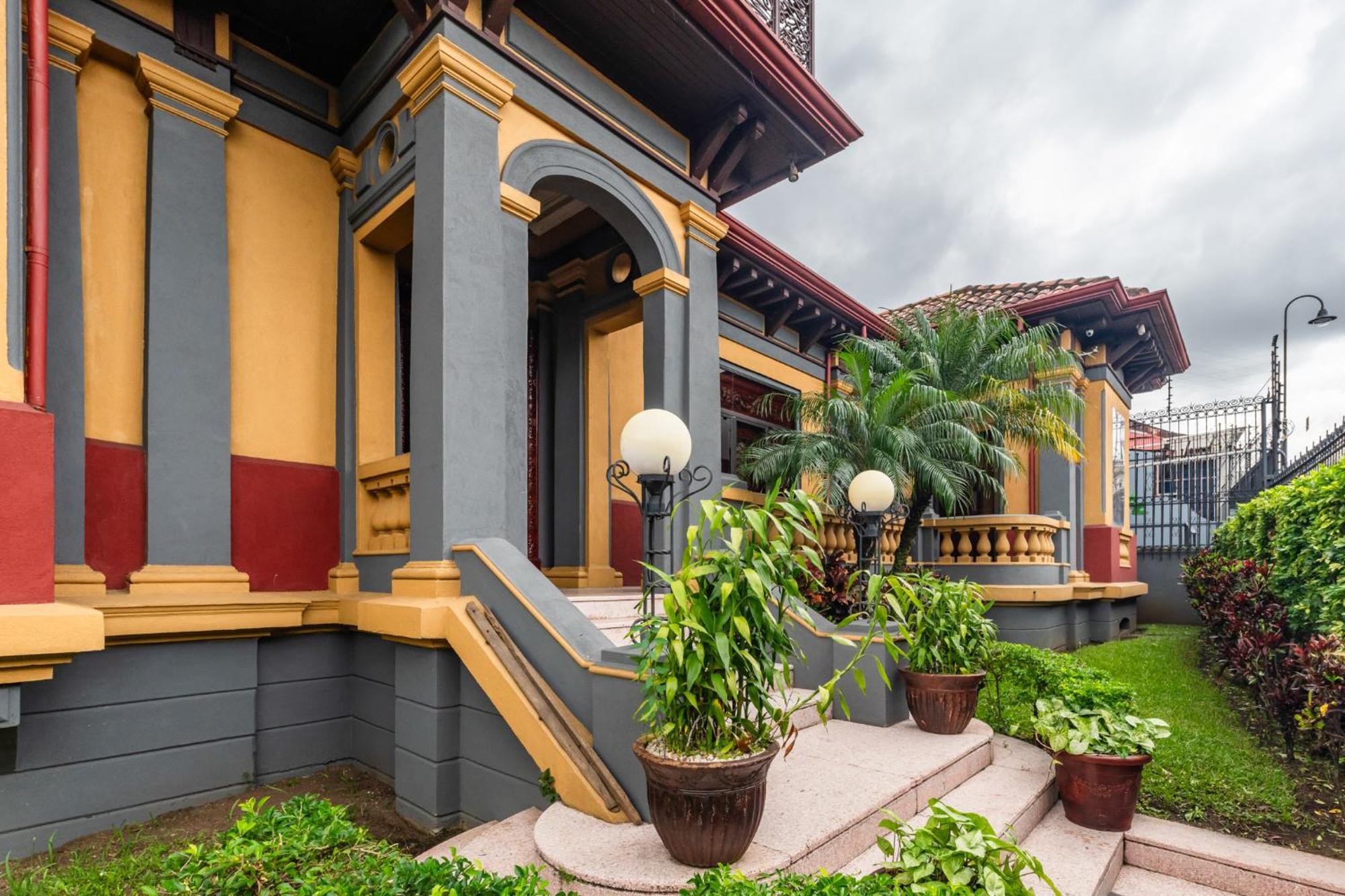 Hotel Majestad San Jose  Luaran gambar