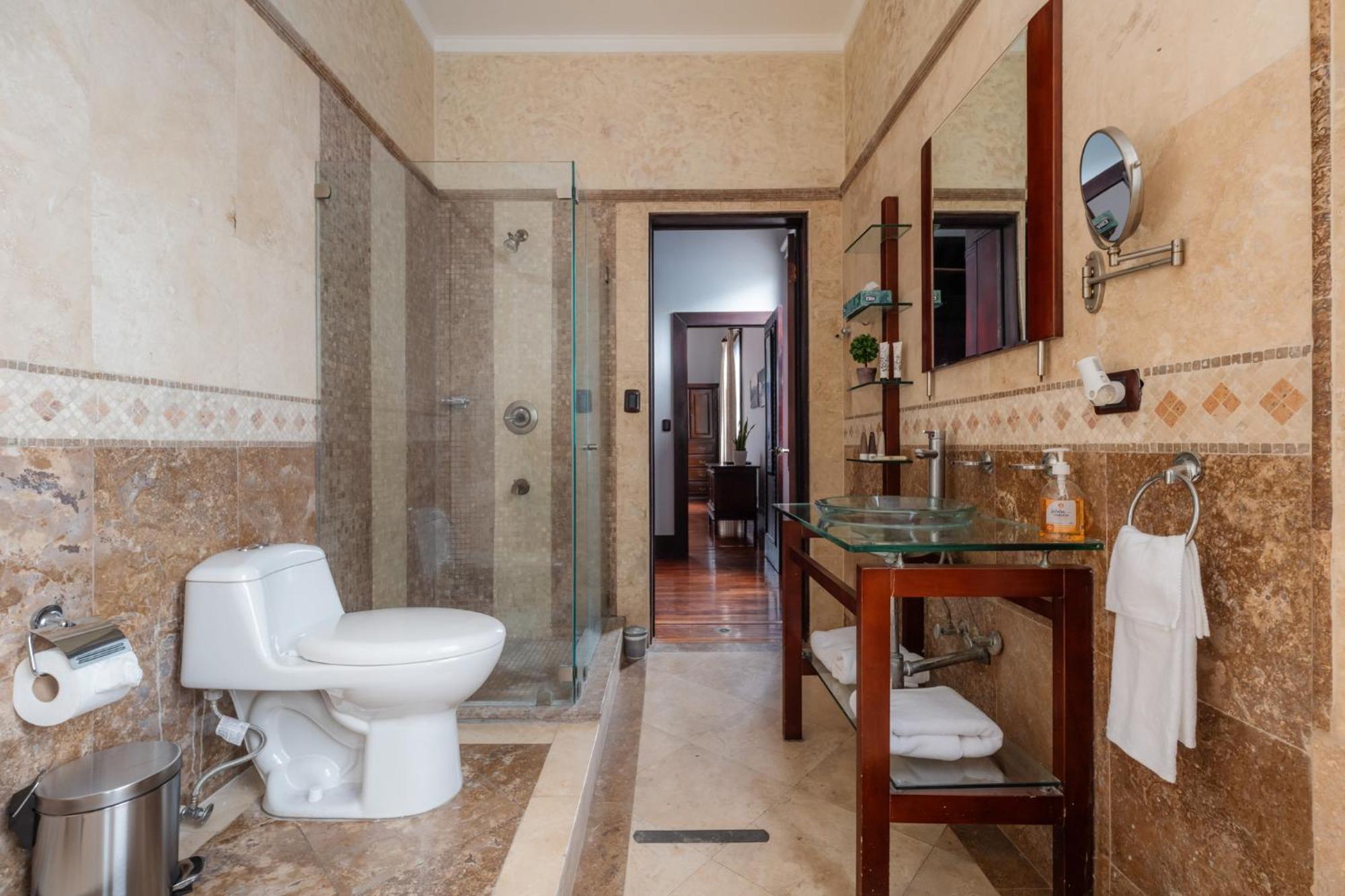 Hotel Majestad San Jose  Luaran gambar